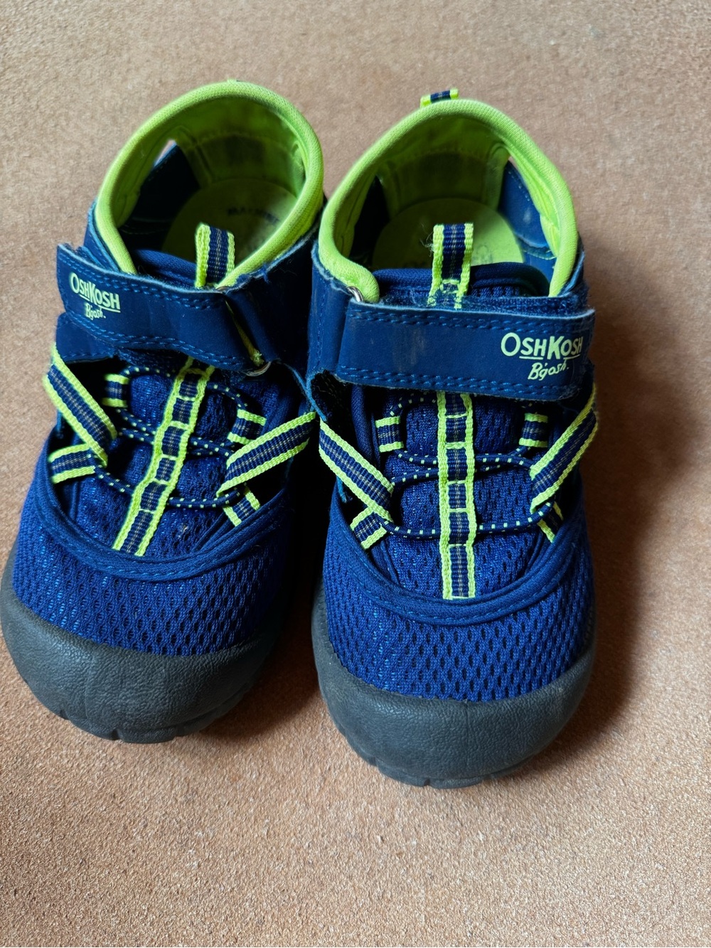 OshKosh B'gosh Navy and Lime Kids Sneakers with Hook-and-Loop Strap